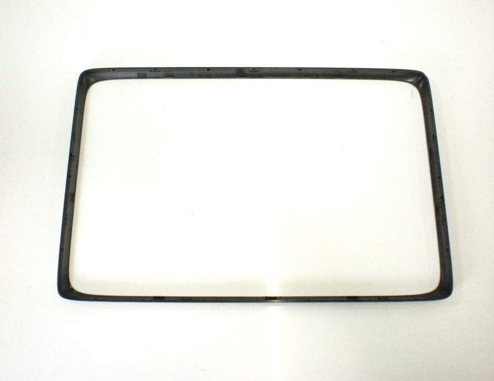 Raymarine - e165 - Multi-Function Display Gray Front Bezel - Great Condition!