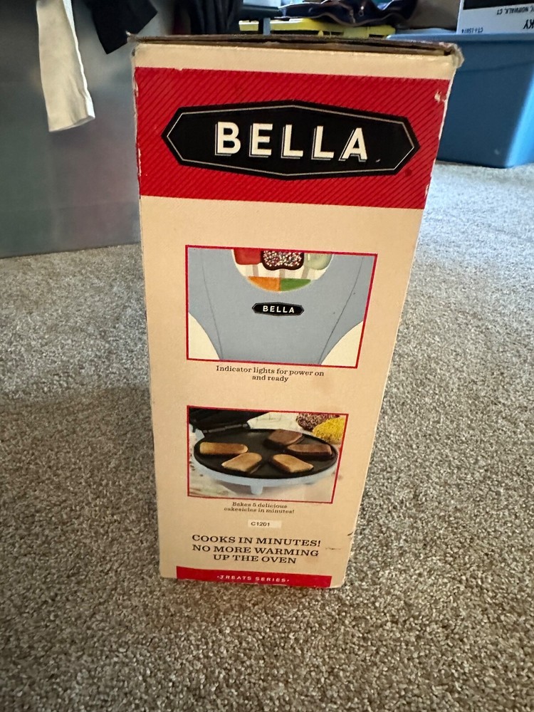 Bella Cakesicle Maker Cake On A Stick Light Blue EBS
