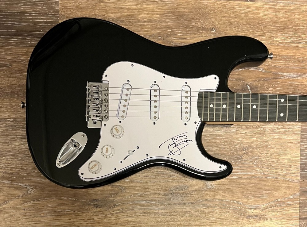 * JULIEN BAKER * signed electric guitar * BOYGENIUS *
