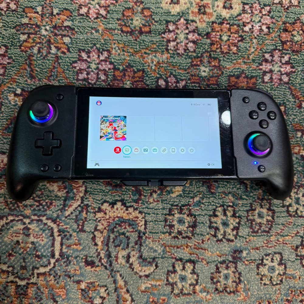 Nintendo Switch JC200 Wireless Gamepad Attachment Controller Grip Black B01