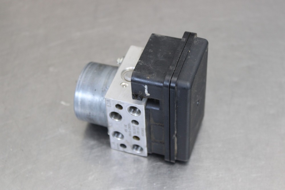 17-23 KAWASAKI NINJA 650 EX650 ABS PUMP UNIT MODULE