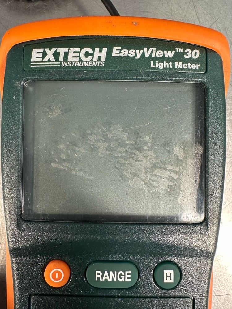 Extech Easyview-30 Light Meter (7.4.3)