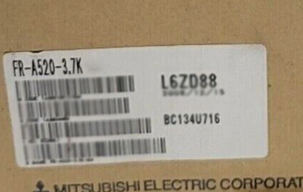 New In Box Mitsubishi FR-A520-3.7K