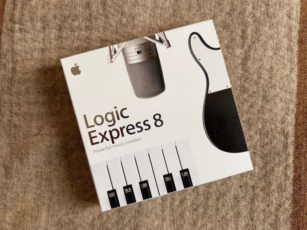 Apple Logic Express 8: Music Editing/Composing - Full Retail version