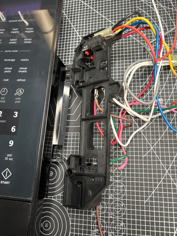 EI30MO45T Electrolux Microwave 24" oven Control Panel Microswitch Hinge