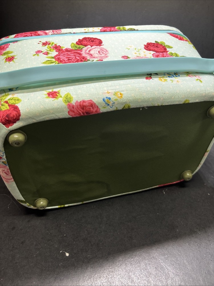 Vintage Sewing Box -Rose Pattern