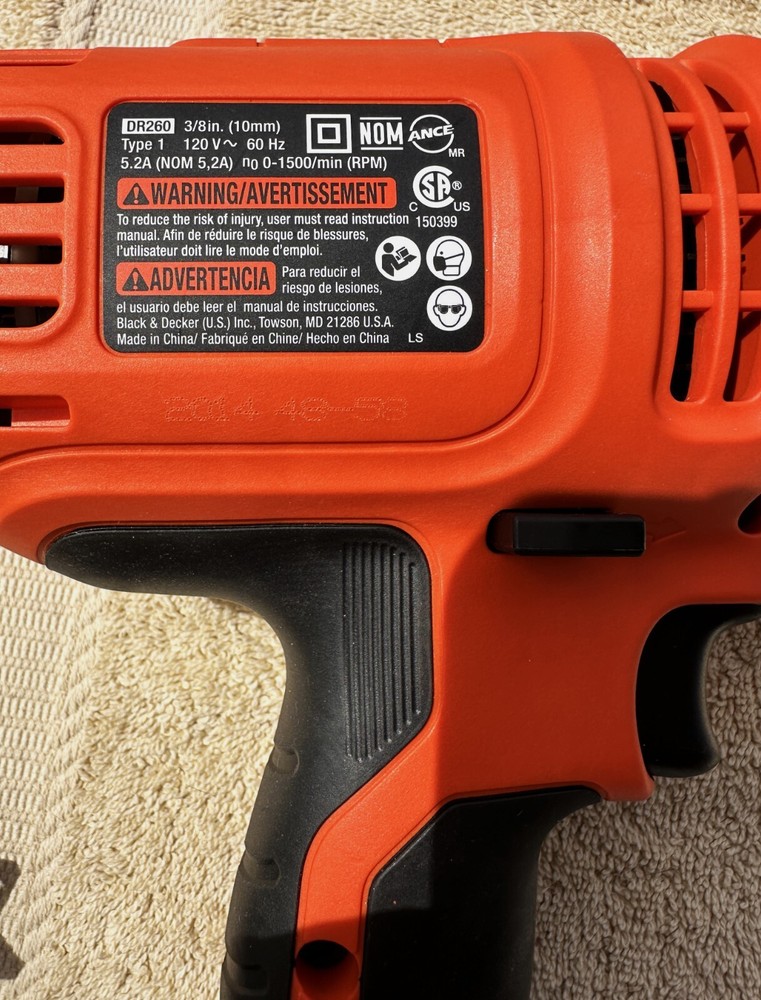 BLACK & DECKER CORDED DRILL MODEL NO. RD260