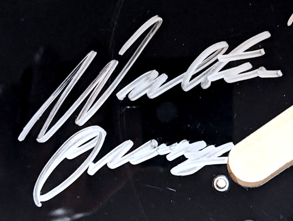 Commodores SIGNED PICKGUARD Nightshift FUNK & SOUL GROUP COA