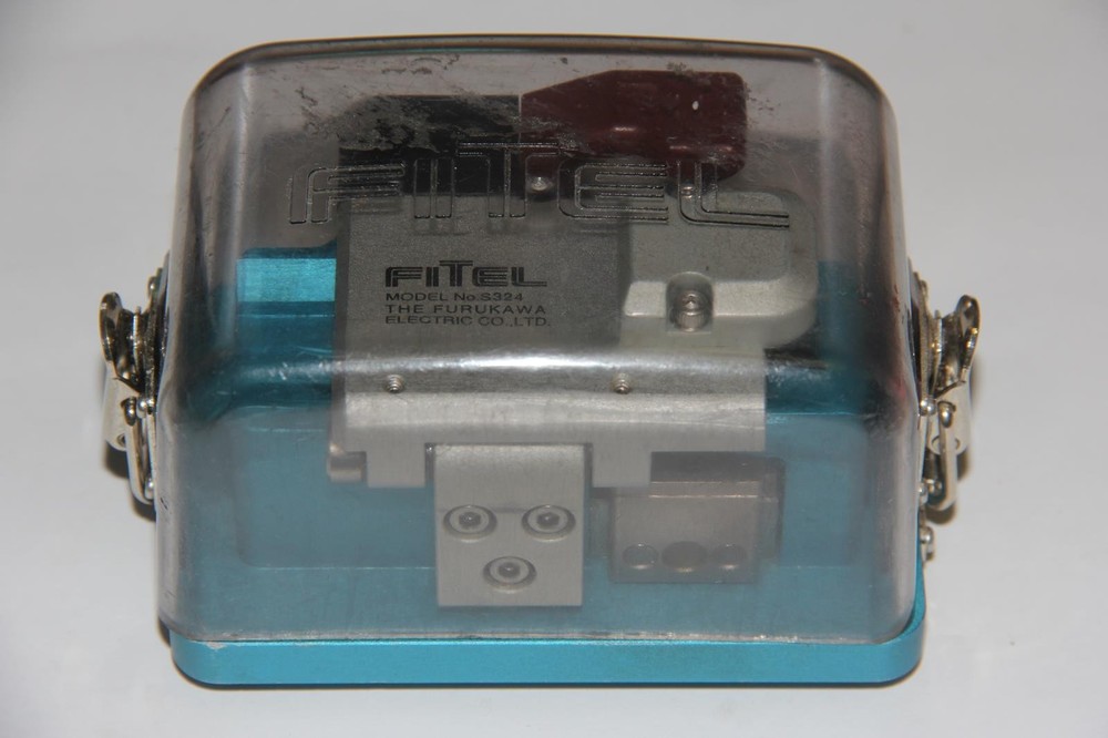 FITEL S324 Optical Fiber Cleaver