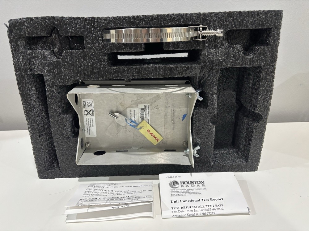 UNTESTED Houston Radar Armadillo Tracker DC310 w/ Calibration Papers & Keys