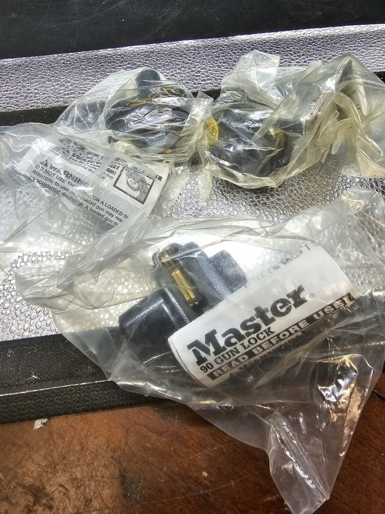 3 X Master Lock 90 Gun Lock