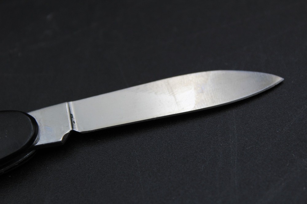 Stainless Two Bladed knife