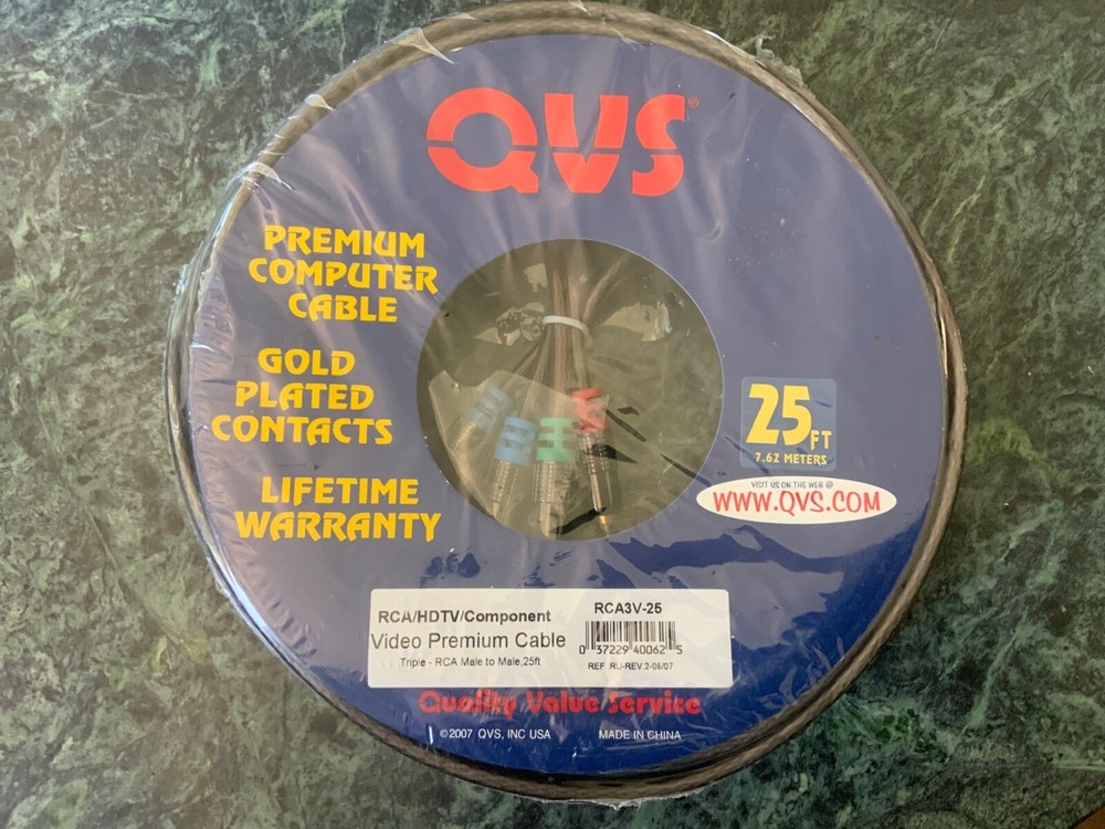 New.  Unopened QVS Premium Computer Cable  25 FT. (7.62 Meters)