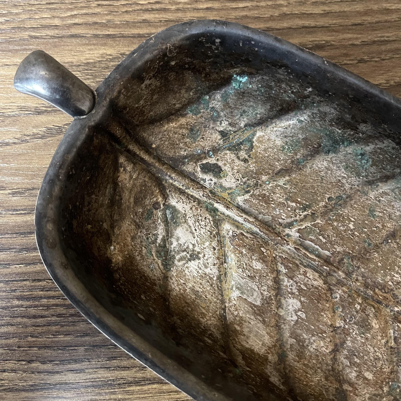 Vintage International Silver Co Leaf Tray Dish Silverplate Handle Candy Nut