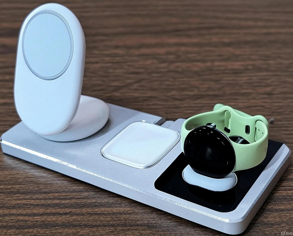 PixelSnap Combo for Google Pixel Watch Gen 4 Smartwatch Charging Dock