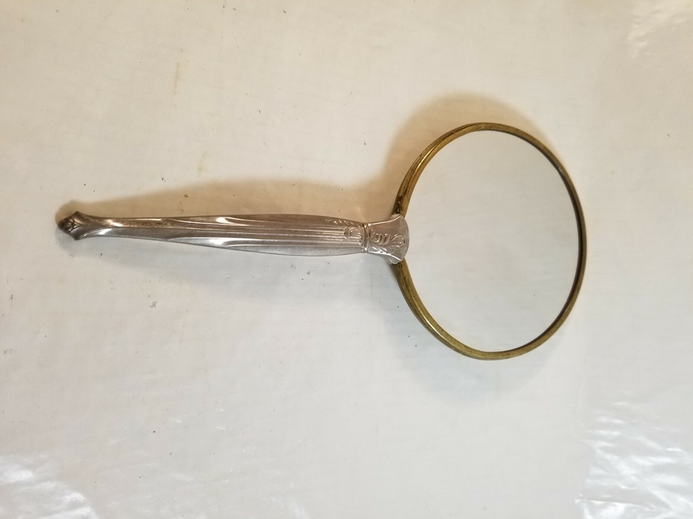 Vintage Silvertone Floral Pattern Vanity Handheld Mirror Regular / Magnification