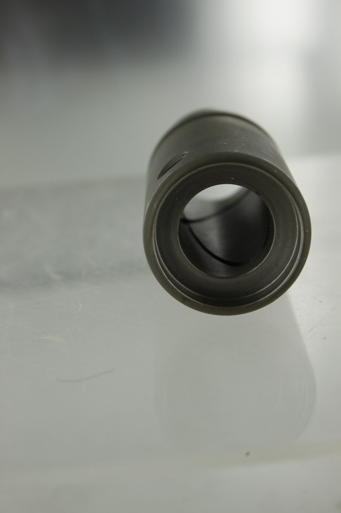 SUPERIOR 311-0830 BUSHING NEW