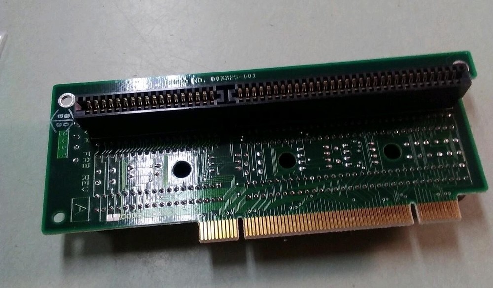 Compaq 003323-001 REV B Board