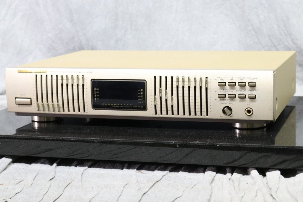 Marantz EQ580F Graphic Equalizer Spectrum Analyzer Good