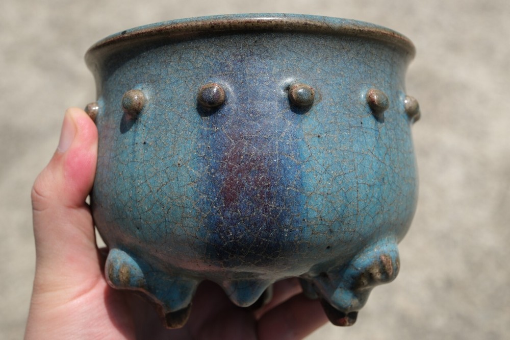 0074 Jun Ware Tripod Incense Burner