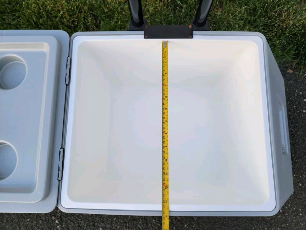 Coors Light Rolling Cooler 30" × 23" Pull & Side Handles Flip Top 4 Beer Holders