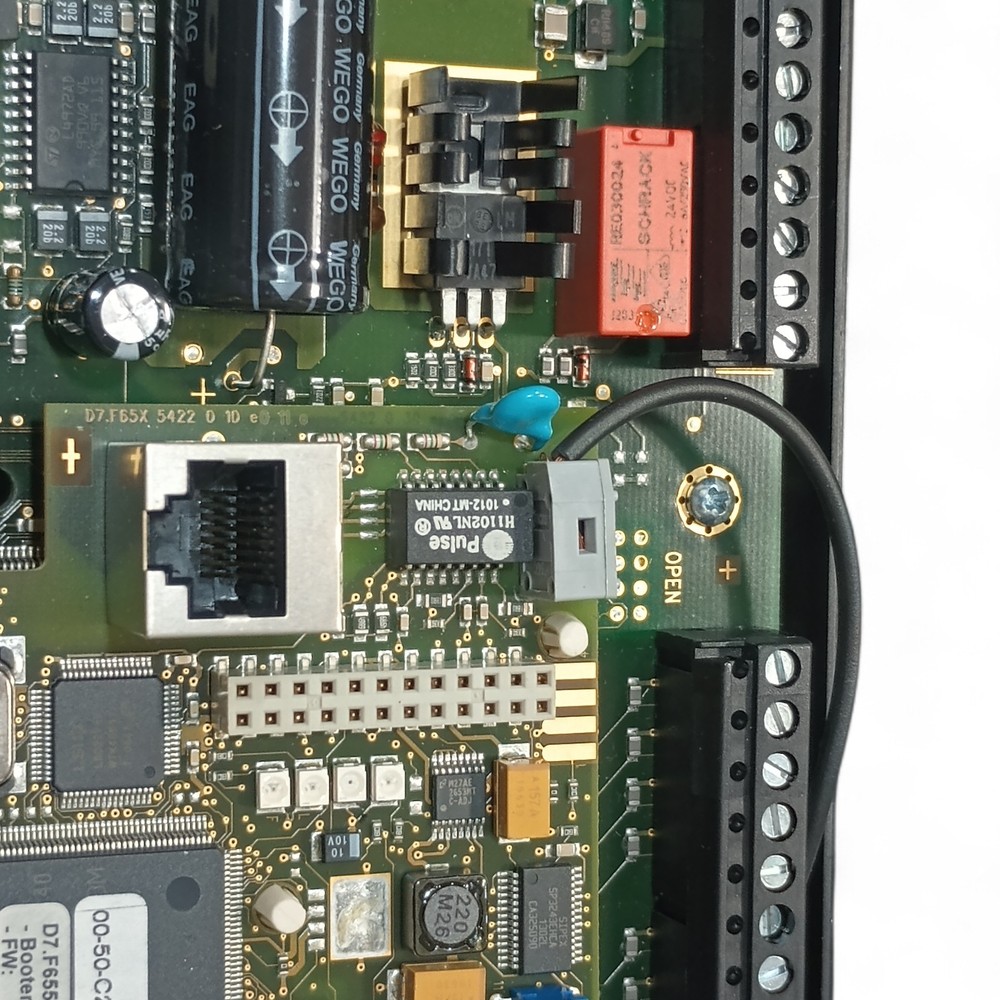 SAIA Burgess PCD2.M1_7 Control Device