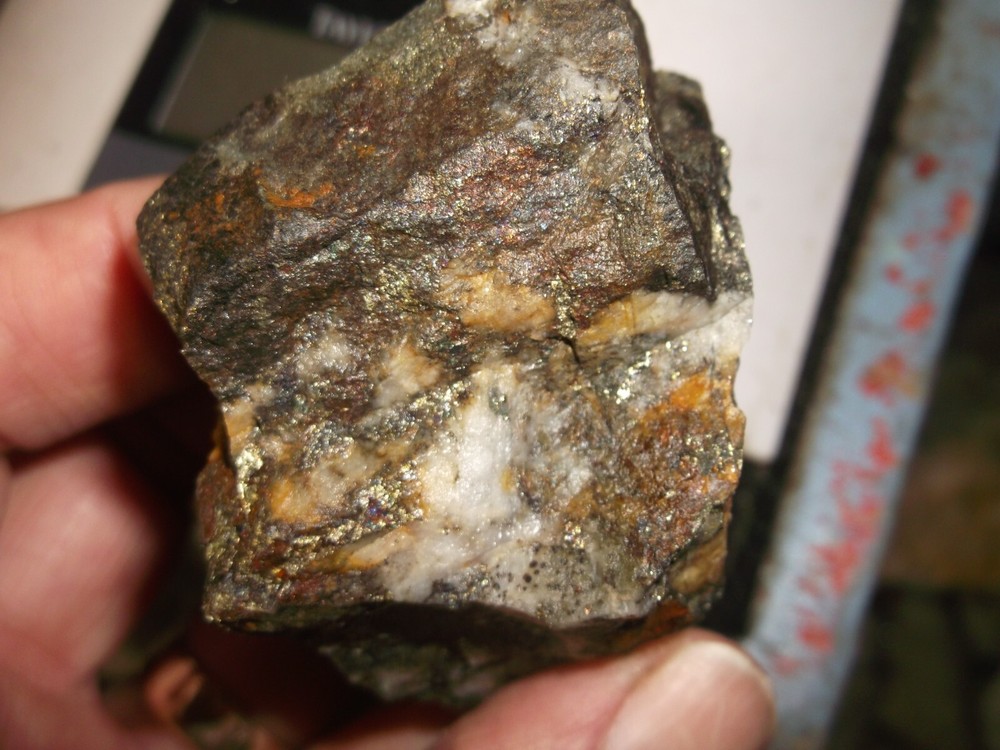 Gold, silver, copper, 151 grams samples ,ore high grade .