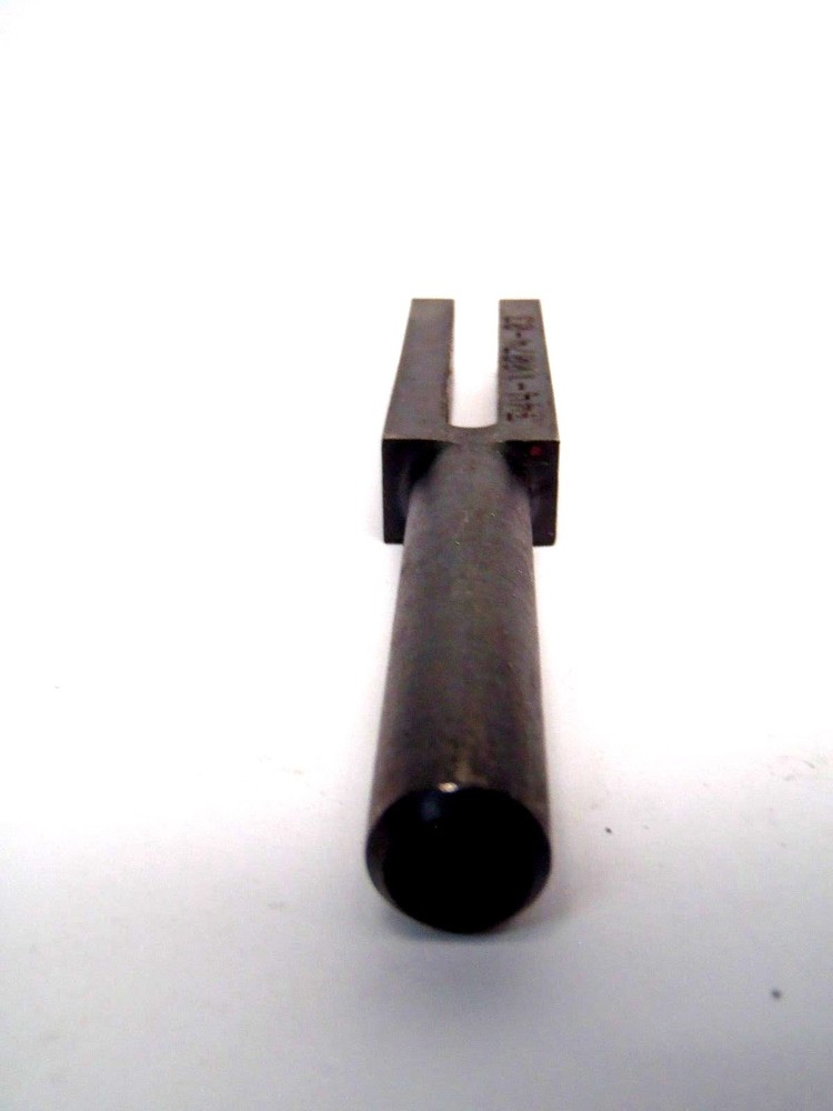Generic 344-10074-03 Coated Bail Lock Handle 4-1/4 x 1"