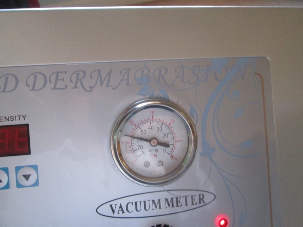 NICE Silver Spa Quality 5 Functional Diamond Dermabrasion Vacuum Meter Machine