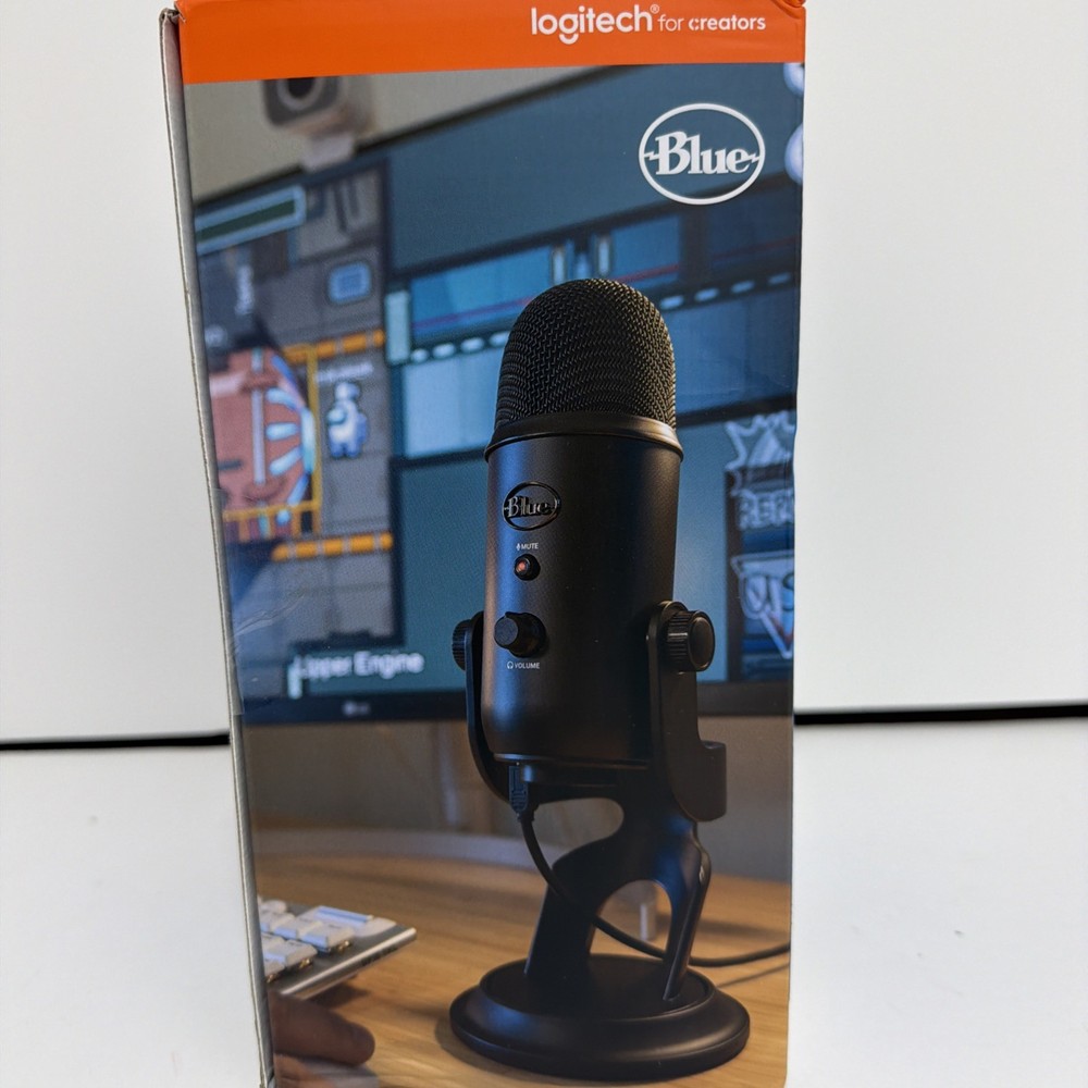 Logitech Creators Blue Yeti USB Microphone for PC, Mac, Gaming, Recording