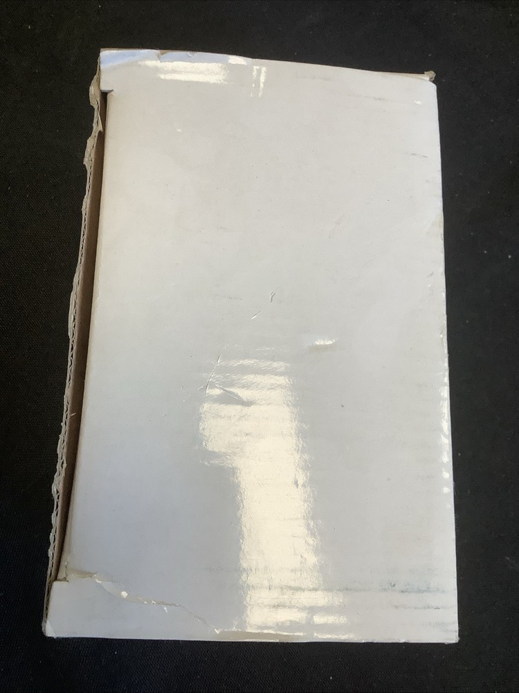 Robern Medium Glass Bin for Bathroom. CB202-1124. ARGYLE.