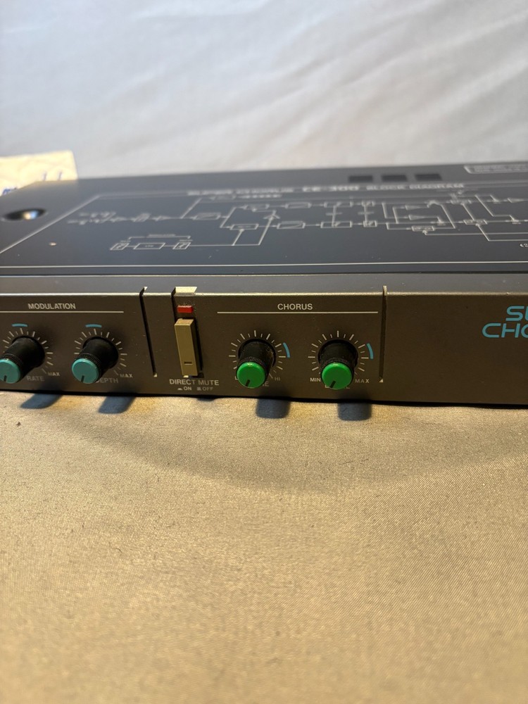 Boss CE-300 Super Chorus Guitar Effects Processor