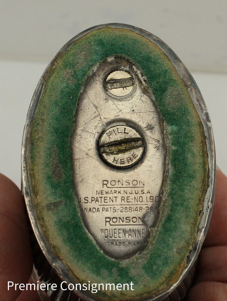 Vintage Ronson Queen Anne table top lighter