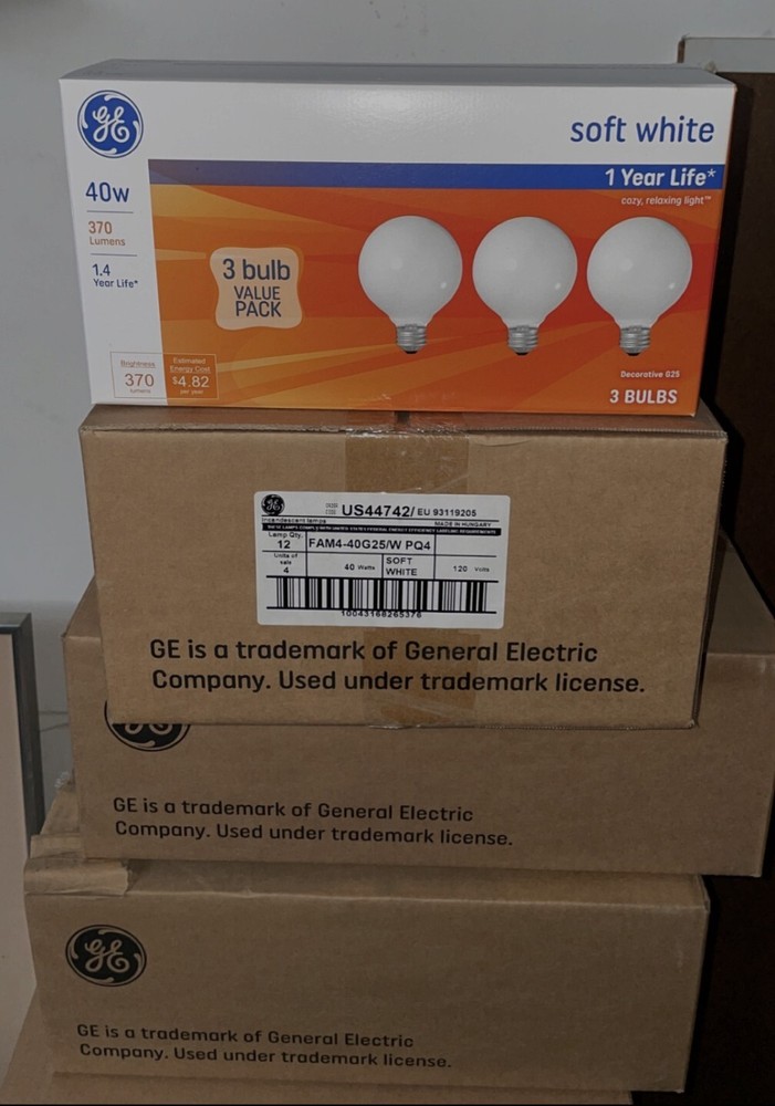 ***12 Bulbs*** GE 40-Watt Soft White G25 Vanity Globe Light Bulbs Medium Base