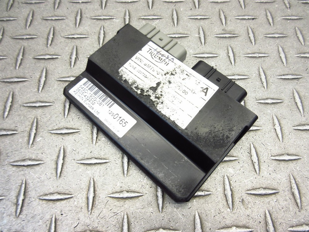 2014 09-15 Triumph Thruxton 900 OEM ECU Ignitor CDI ECM Computer Engine Module