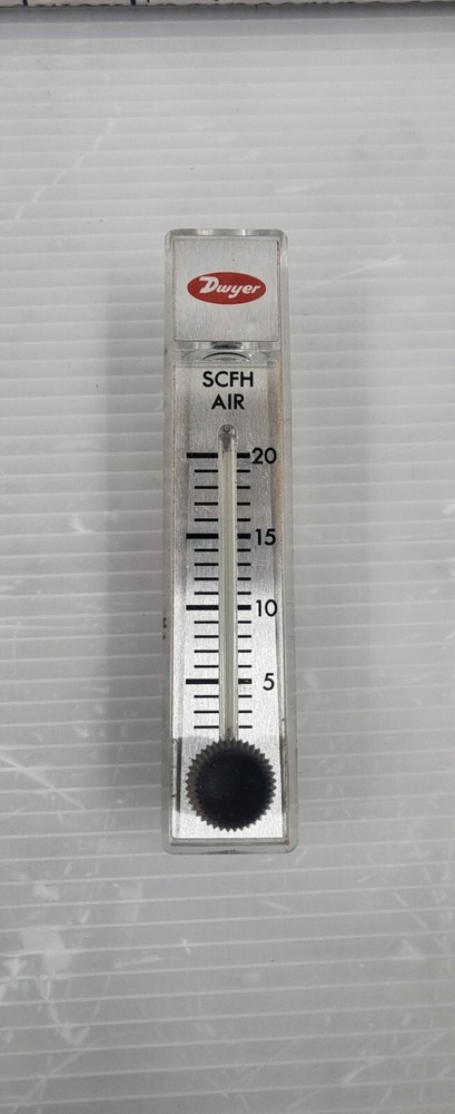 DWYER FLOWMETER 0-20 SCCM AIR BIN#18