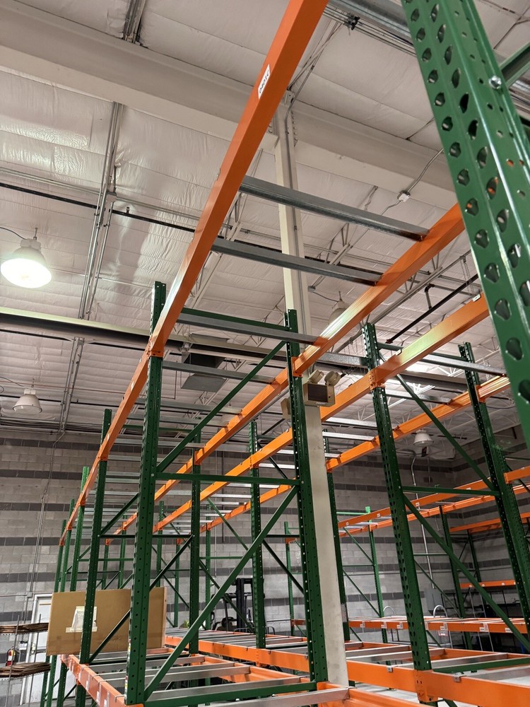 Warehouse Pallet Racking Frames, Beams, Pallet Supports, Row Spacers, Guard Rail
