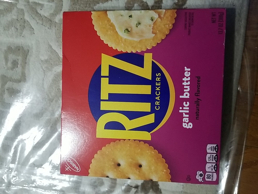 Ritz Garlic Butter Crackers 13.7 oz