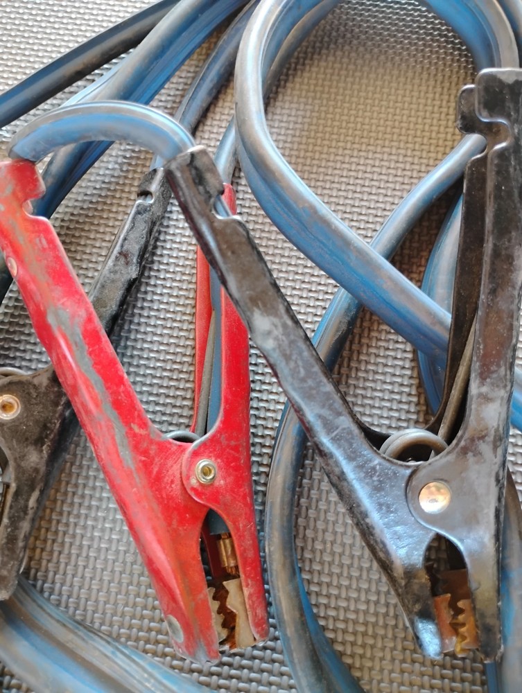 jumper cables