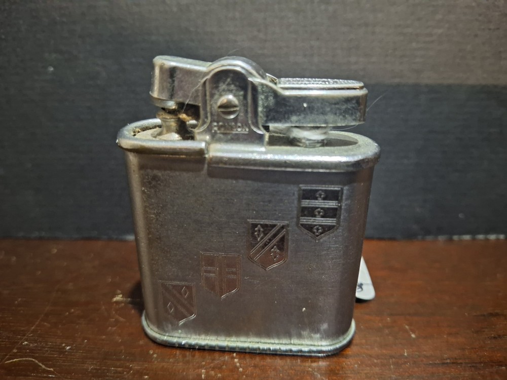 Vintage Ronson Whirlwind Lighter shield pattern