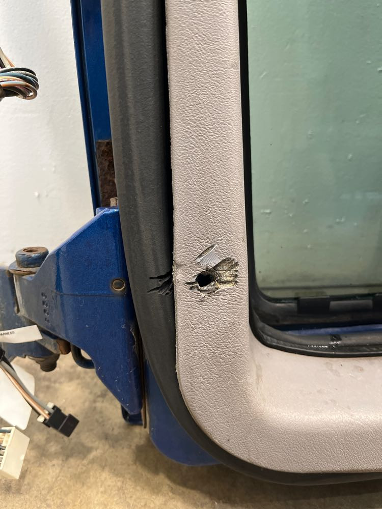 2004 Peterbilt 387 Door (606-13455)