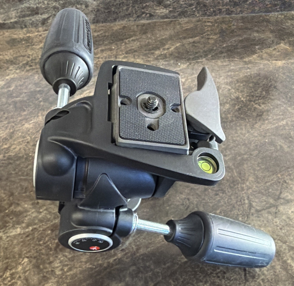 Manfrotto Camera Tripod Pan Head - Model 804RC2 - USED