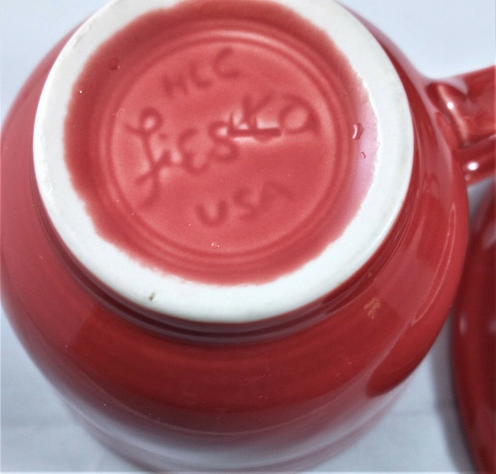Fiesta Red Cups & Saucers (B18)