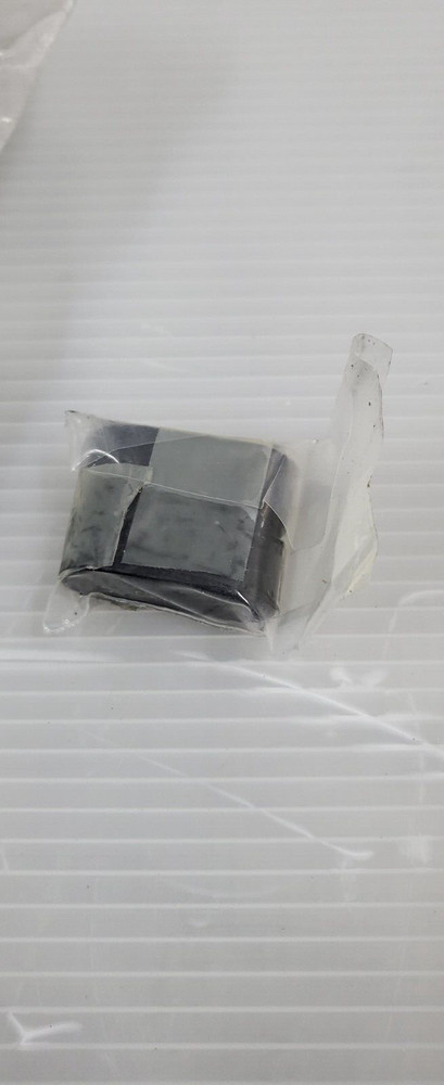 EATON NOVA GRAPHITE FLAG FARADAY CUP INSERT BIN#40