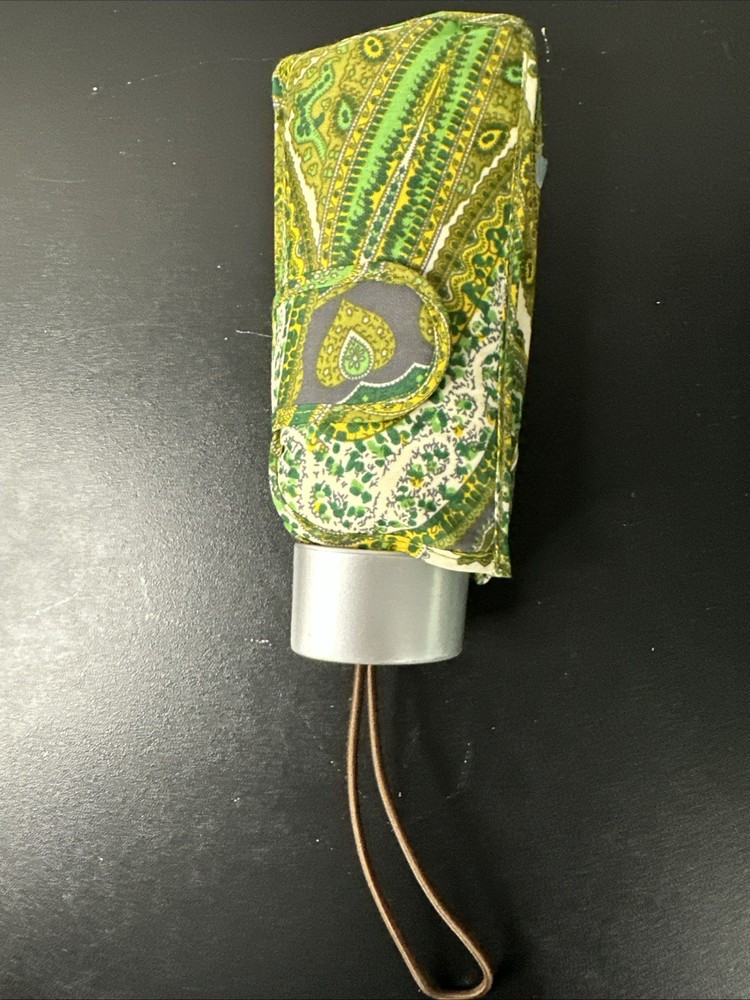 Liz Claiborne Umbrella Green Compact With Case