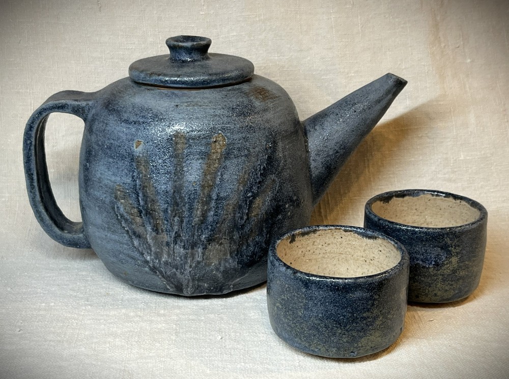 Handpainted Handcrafted Studio Art Pottery Lidded Teapot Cups Set.
