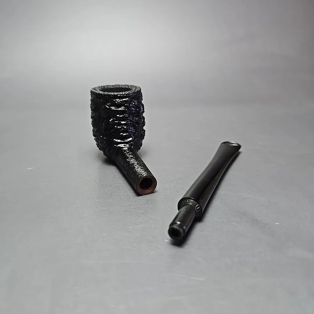 Savinelli 150th Anniversary Capri Root Briar 105 Rusticated Briar Pipe, New