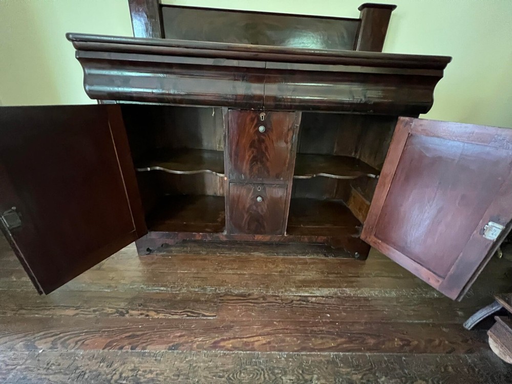 Antique American Empire Flame Mahogany Sideboard Buffet Server 19th Century