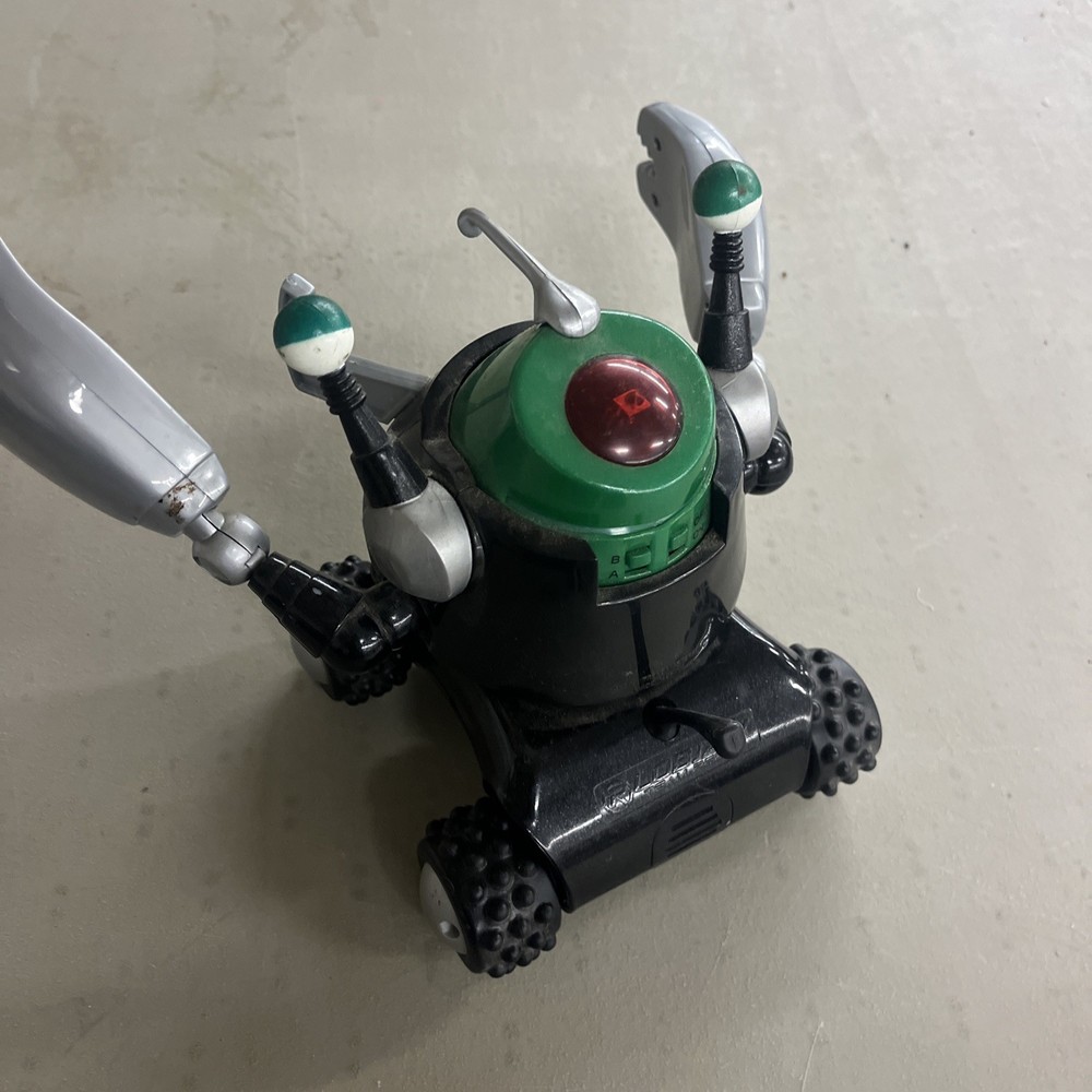 Y2K Rumble Robot Lobjaw No Controller Team Red