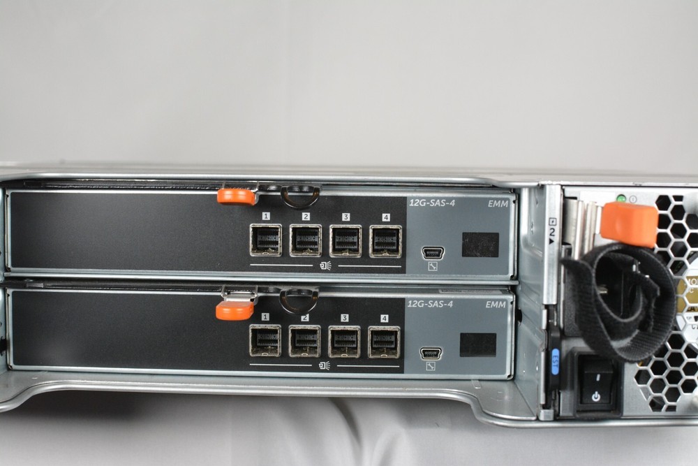 Dell PowerVault Storage MD1400 3.5in Storage Array 12x Caddy Rack-Rails